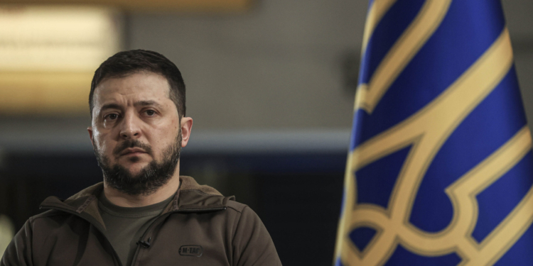 Zelensky: Liderët që planifikojnë të vizitojnë Ukrainën “nuk duhet të vijnë me duar bosh”