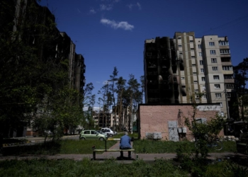 200 kufoma të gjetura në Mariupol