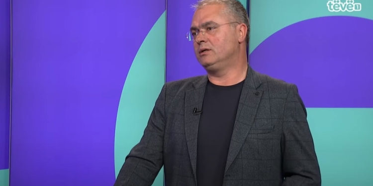 Fetoshi: Kurti ta shfrytëzojë rreshtimin e Serbisë me Rusinë, të angazhohet drejt BE-së e SHBA-së