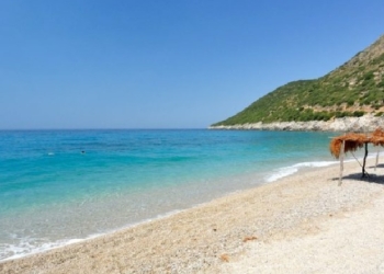 Lufta në Ukrainë nuk pritet të ndikojë në turizmin e Shqipërisë dhe të Ulqinit