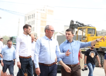 Krasniqi në Ferizaj: Ky është modeli i qeverisjes së PDK-së që do të bartet edhe në nivelin qendror