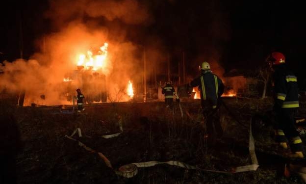 Pasojat e sulmeve ajrore në Lviv përmes fotografive