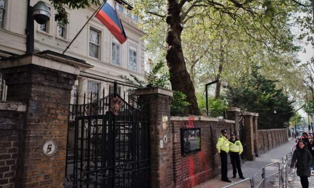 Rusia nuk ka në plan të mbyllë ambasadat në Evropë