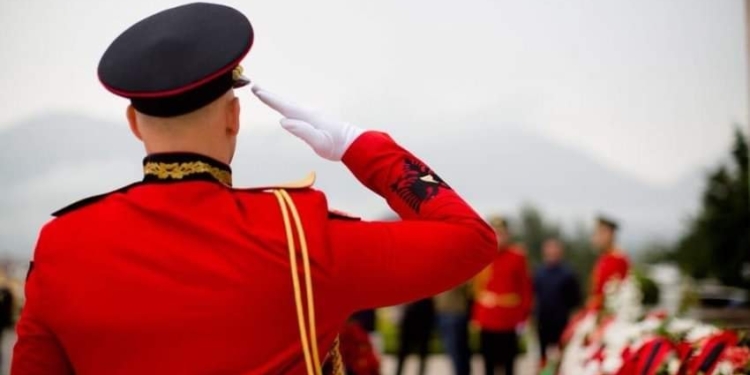 Mehaj më Ditën e Dëshmorëve: Sot është dita të nderojmë të gjithë heronjtë e heroinat që janë frymëzimi i kohës sonë