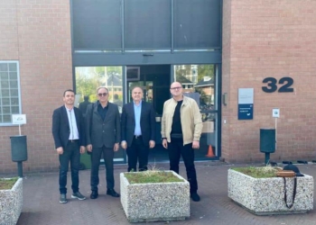 Hoxhaj viziton Thaçin e Veselin në Hagë