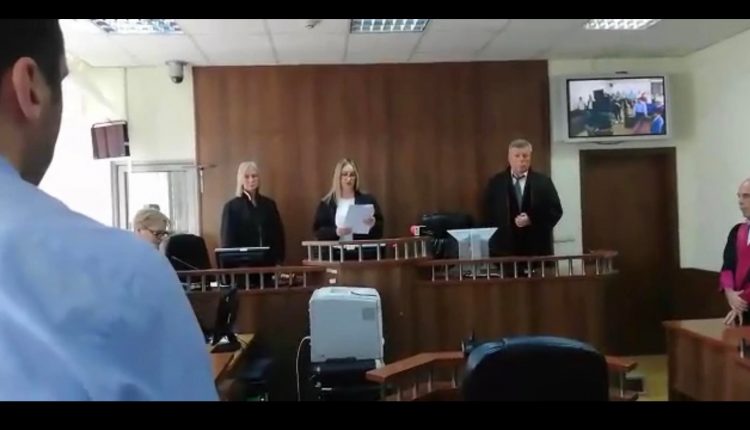 Deputetja e Lëvizjes Vetëvendosje dënohet me tri vite burg