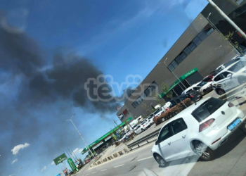 Përfshihen nga zjarri disa vetura në Veternik