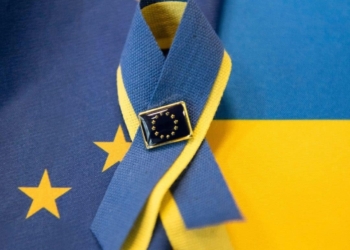 Shqipëria kremton Ditën e Evropës në mbështetje të Ukrainës