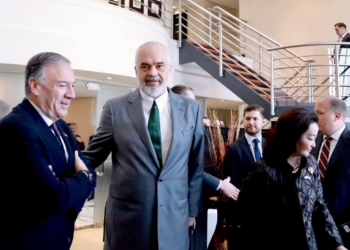 Pompeo në Tiranë: Duhet vullnet për të mbrojtur demokracinë dhe shkulur korrupsionin