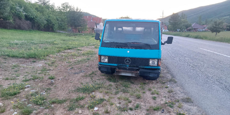 Policia parandalon kontrabandë me kafshë