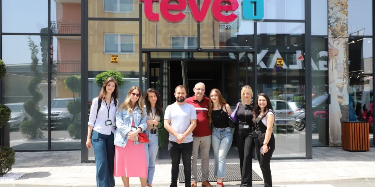Një pjesë e stafit të EULEX-it vizituan ambientet e Tëvë1