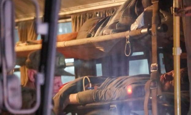 Evakuimi i ushtarëve ukrainas nga fabrika e çelikut ‘Azovstal’ përmes fotogafive