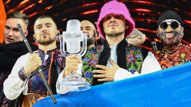Trofeu i Eurovizionit shitet për të blerë drone për Ukrainën