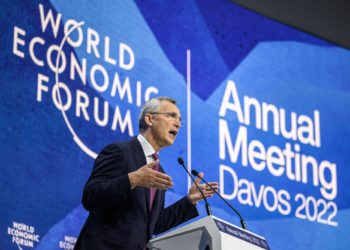 Shefi i NATO-s ka besim se aleanca do të pranojë Finlandën dhe Suedinë