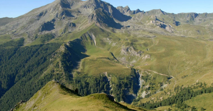 Kosovës i rekomandohet të promovojë dhe të rrisë kapacitetet e akomodimit të turistëve