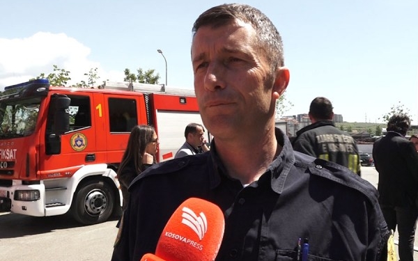 Zjarrfikësit e Prishtinës ankohen për buxhetin e ulët