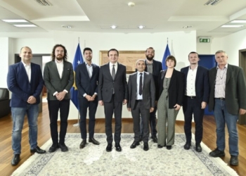 Kurti priti në takim delegacionin e socialdemokratëve nga Zvicra