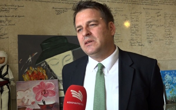 LVV e konsideron të suksesshme vizitën e Kurtit në Berlin