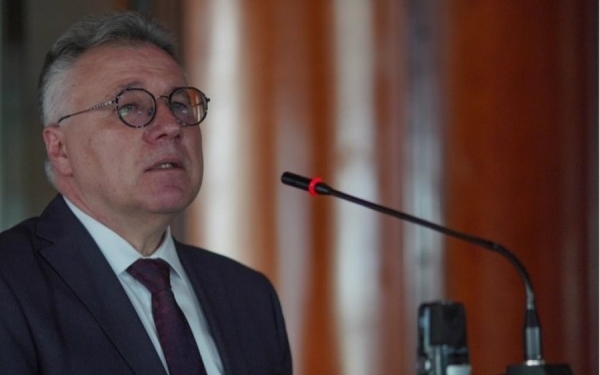 Ambasadori rus në Sarajevë thotë se Bosnja nuk duhet të anëtarësohet në BE