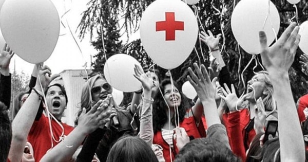 Dita Botërore e Kryqit të Kuq dhe Gjysmëhënës së Kuqe