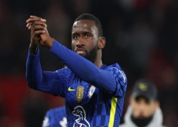Nga fjalët për Kanten, triumfi në Ligën e Kampionëve e deri te fajësimi i klubit, Rudiger konfirmon largimin nga Chelsea