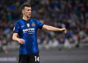 Perisic arrin në Londër, afër nënshkrimit me Tottenhamin