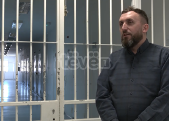 Psikologu rrëfen përvojat e të burgosurve