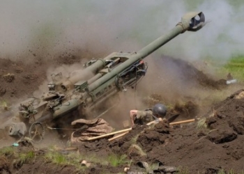 ​Ukraina vendos armët e reja amerikane në vijat e saj të frontit