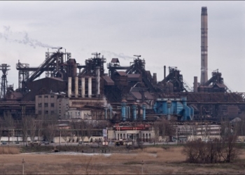​Ukraina thotë se forcat ruse po përpiqen të sulmojnë fabrikën Azovstal