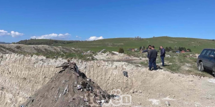 Pamjet satelitore tregojnë se ekzistojnë dyshime për varrezë masive në Shtaval në Serbi