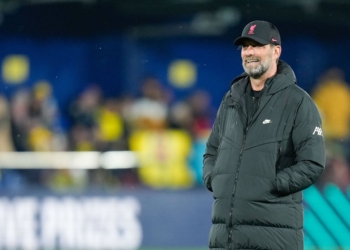 Liverpooli pa “busull”, Villareali i shënon dy herë brenda pjesës së parë