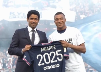 Mbappe vazhdon me PSG-në deri në 2025