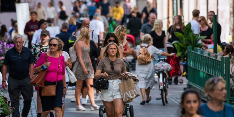 Suedia rekomandon dozën e pestë të vaksinës kundër COVID-19
