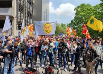 Në Shkup punëtorët kërkojnë rritjen e pagës minimale