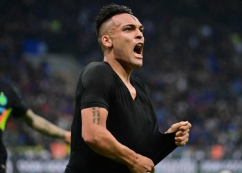 Inter fiton me përmbysje për të mbajtur gjallë “Scudetto-n”