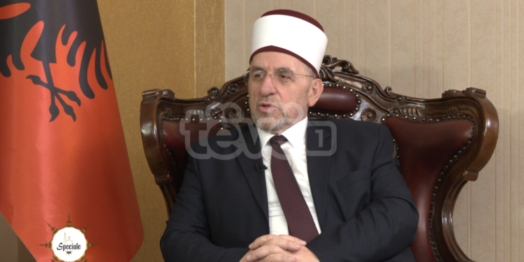 Tërnava: Për 400 ditë do të ndërtohet skeleti i Xhamisë Qendrore në Prishtinë