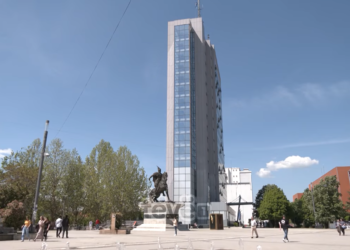 Ekspertët e ekonomisë kritikojnë qeverinë për mungesë strategjie