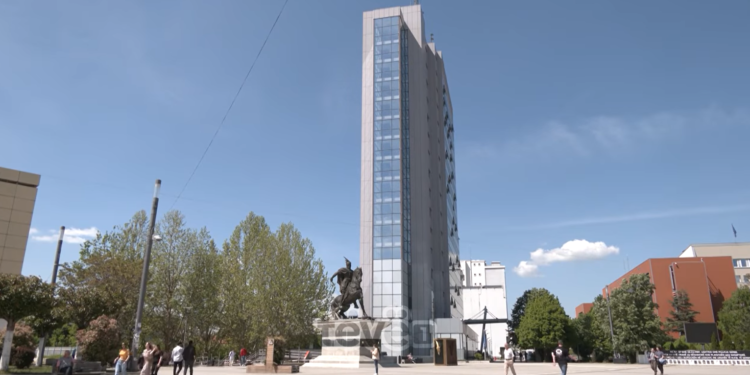 Ekspertët e ekonomisë kritikojnë qeverinë për mungesë strategjie