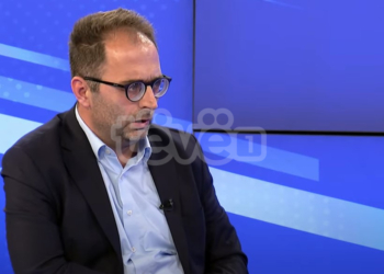 Zeneli: Politikanët nuk duhet të merren seriozisht sa herë të flasin në media