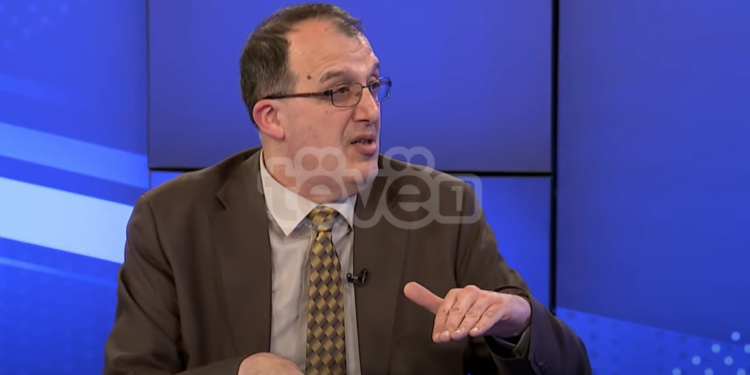 Pupovci: Testimi i mësimdhënësve nuk është opsion, po kërkojmë mënyra tjera