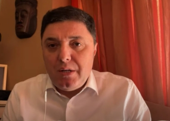 Çollaku: Jemi duke përgatitur një rezolutë për të dënuar gjenocidin serb në Kosovë