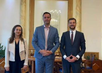 Konjufca mirëpret grupin e rinj të deputetëve