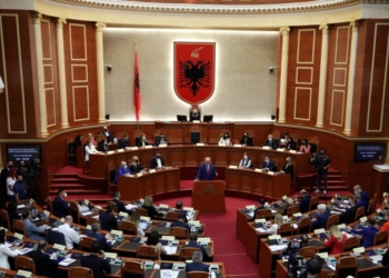 Dështon edhe rundi i tretë për zgjedhjen e presidentit të Shqipërisë