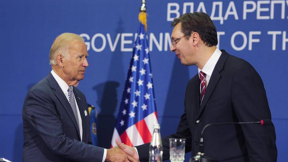 Bideni letër Vuçiqit: Normalizo shpejt marrëdhëniet me Kosovën