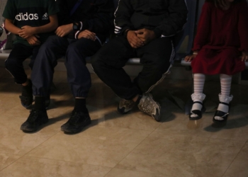 ​Riatdhesohen 13 shqiptarë nga kampet në Siri