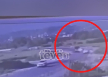 Publikohen pamjet nga momenti i aksidentit në Gjakovë ku u përfshi vetura e Prokurorëve