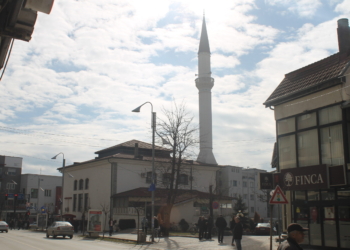 Arrestohet një shtetas i Serbisë, vodhi 8 euro në xhaminë e Gjilanit