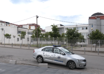 Largohen nga objekti të gjithë nxënësit e shkollës “Xhevdet Doda”