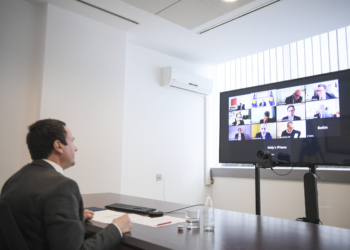 Kurti flet dy orë me avokatët e Thaçit, Veselit, Selimit dhe të tjerëve