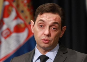 OJQ-të ftojnë Bërnabiqin të reagojë ndaj gjuhës së urrejtjes së Vulinit ndaj shqiptarëve